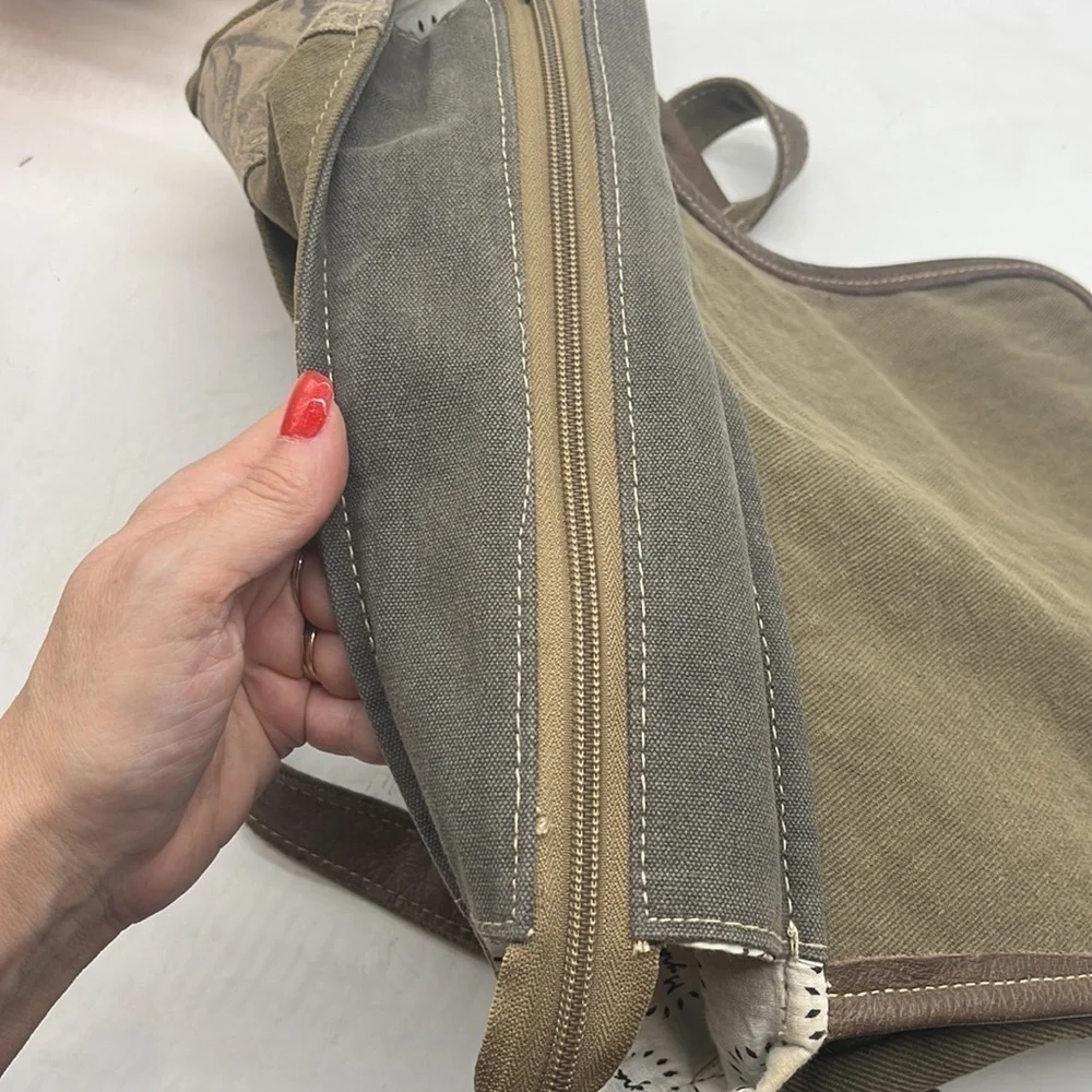 Myra 100% Handmade Messenger Type Upcycled Bag Canvas and Leather MCB4685M
